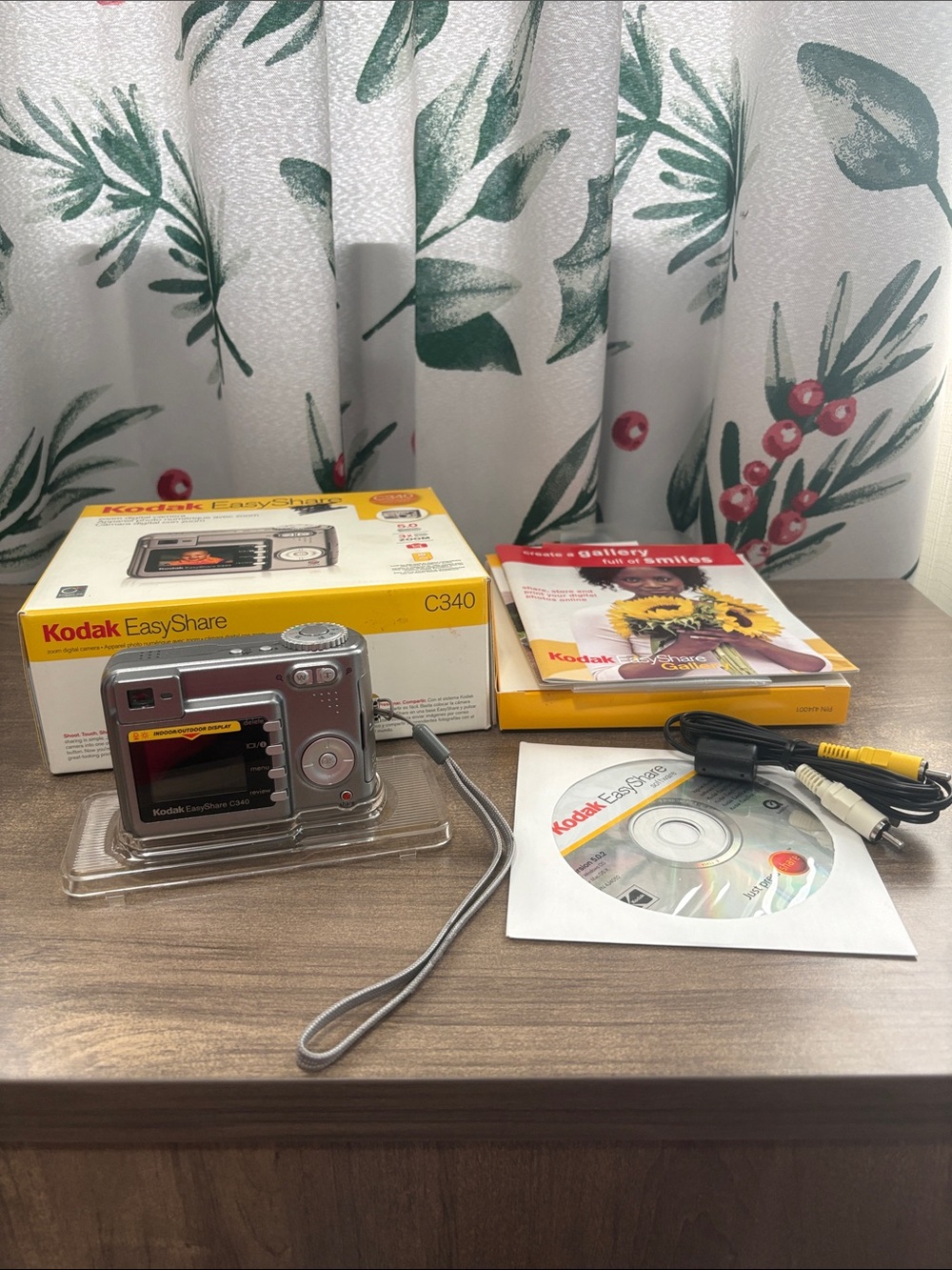Kodak EasyShare C340 Compact Digital Camera
